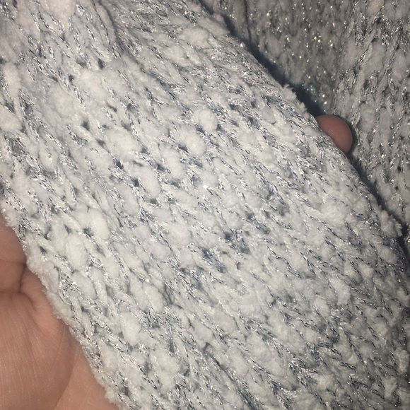 Calvin Klein Infinity Loop Scarf - Picture 2 of 4